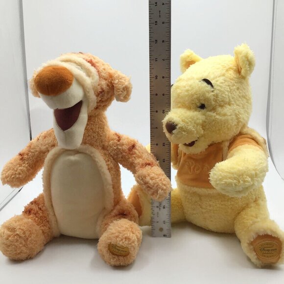 Disney Store Exclusive Winnie the Pooh & Tigger Cozy Plush Authentic w/ Tags - Picture 12 of 12